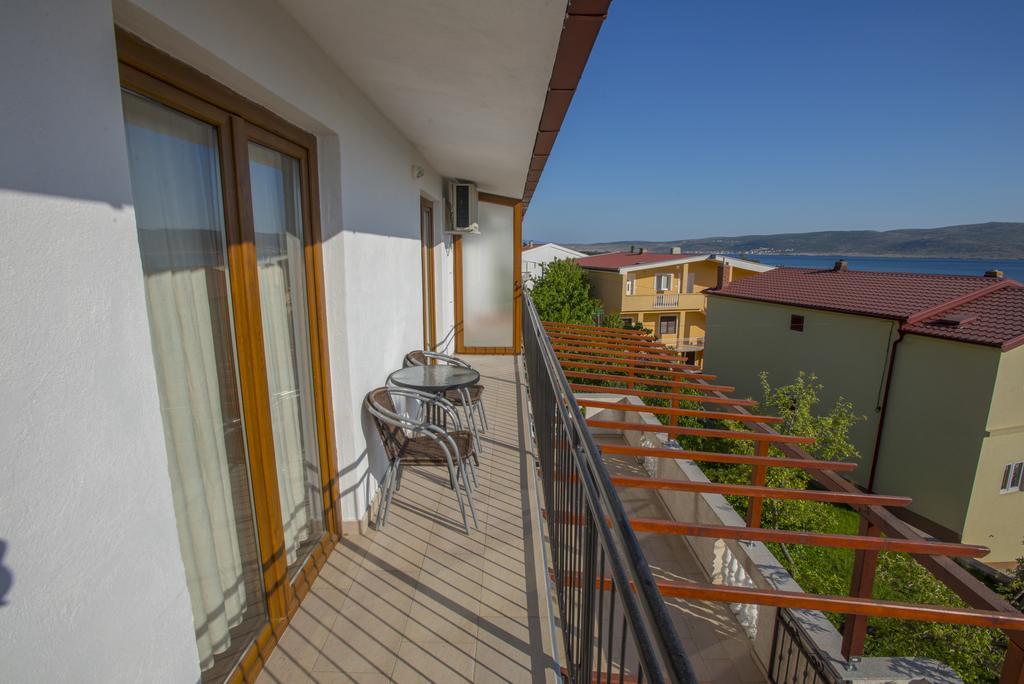 Apartmani Simic Starigrad Paklenica Extérieur photo